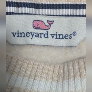 Vineyard Vines Women’s Medium Super Soft Split Hem Crew Neck